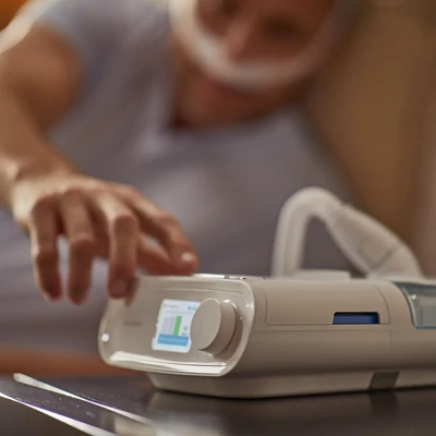 Philips DreamStation Auto CPAP Machine with Full Face Mask Package